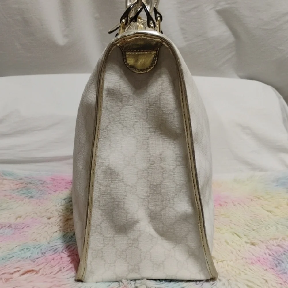 Auth Gucci GG Supreme Joy PVC Leather Metallic Silver & White Tote/Handbag - Picture 6 of 16